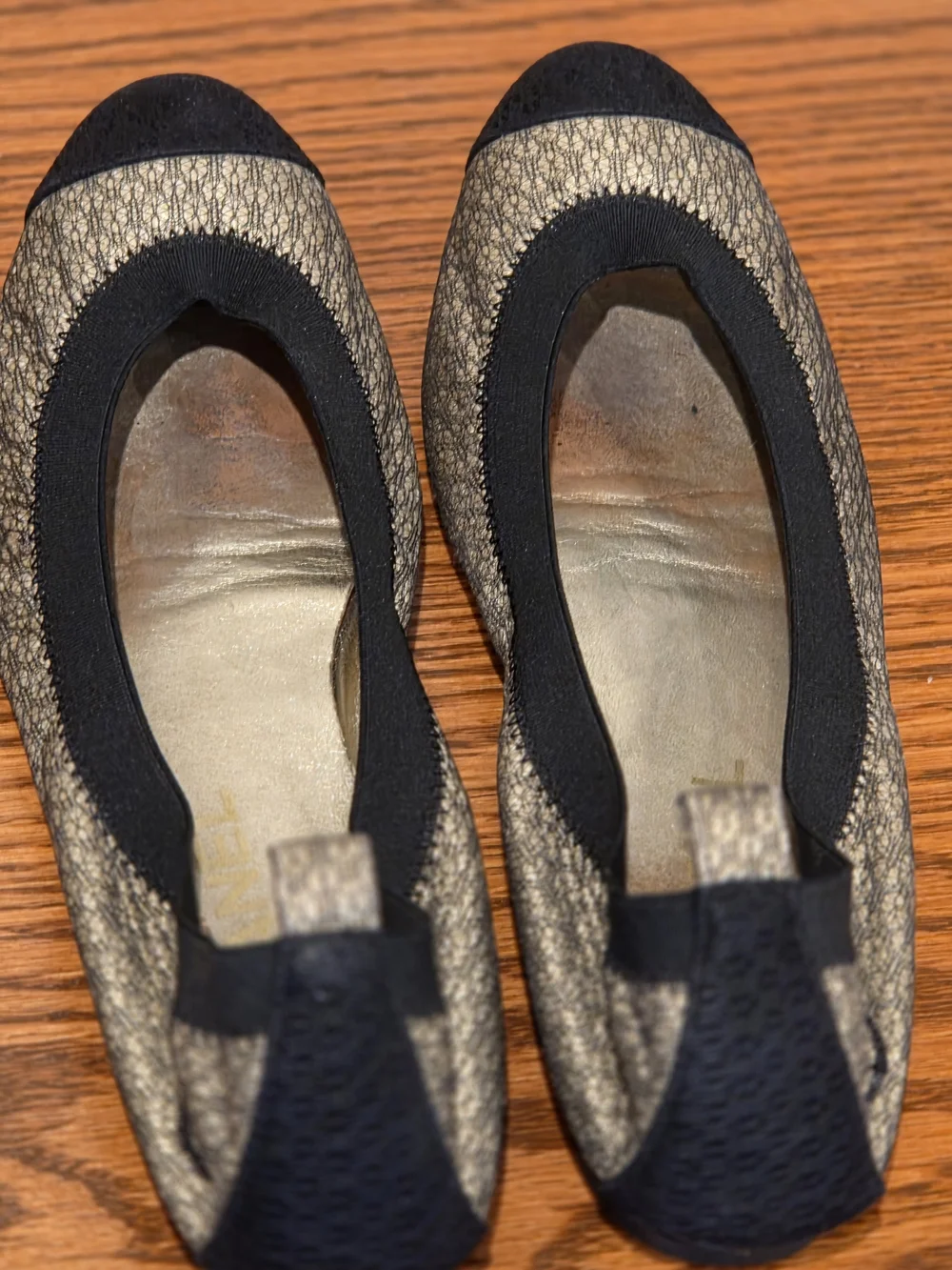 AUTHENTIC CHANEL Black and Gold SILK Metallic Ballet Flats